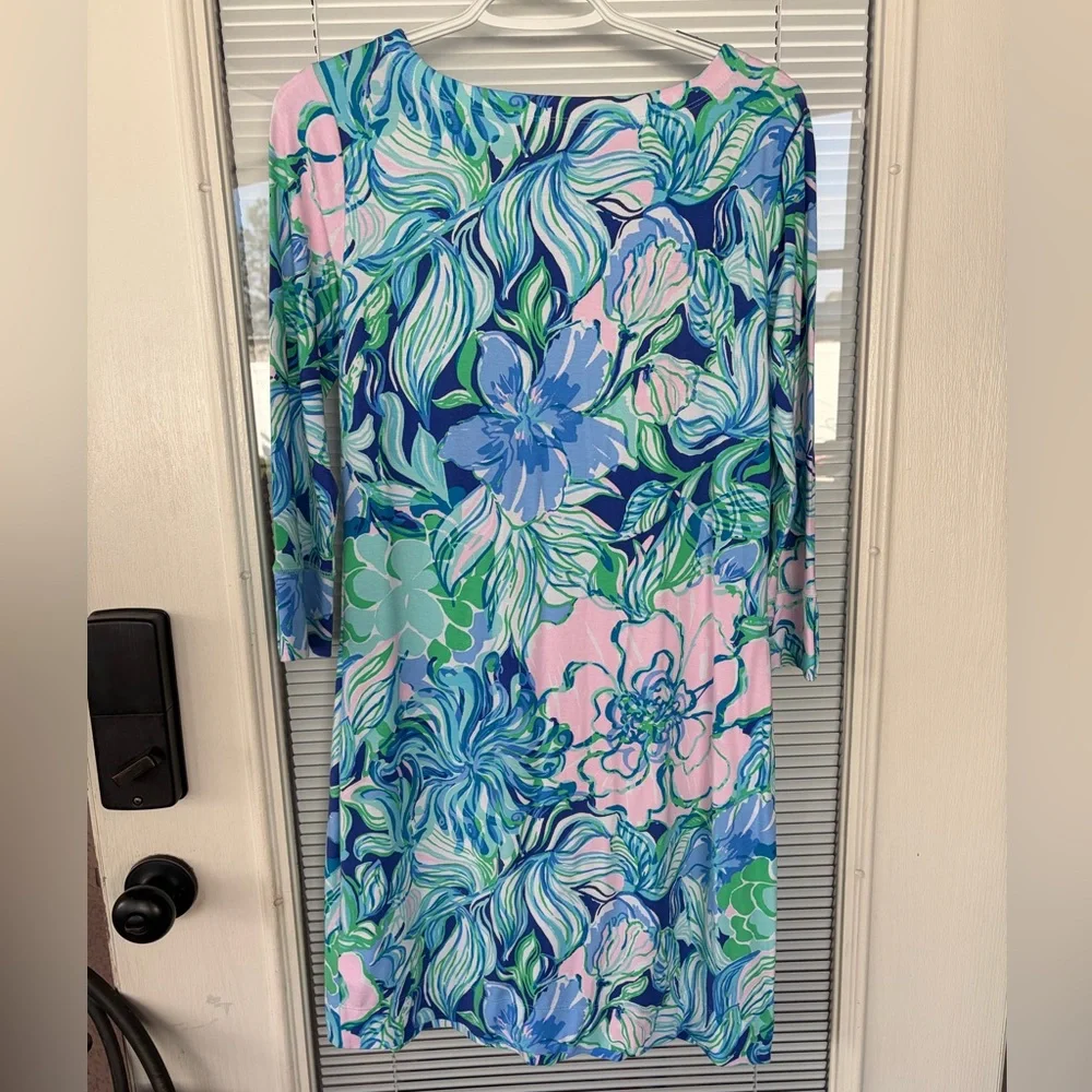 Lilly Pulitzer Sophie Floral Blue and Green Boat Neck, 3/4 length Sleeve, Small - Picture 3 of 4